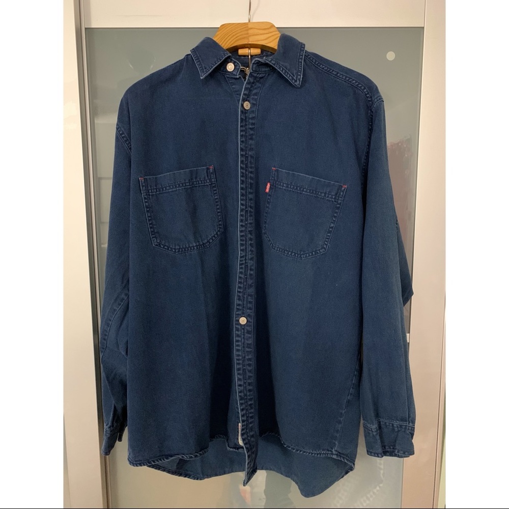Levi’s button down shirt